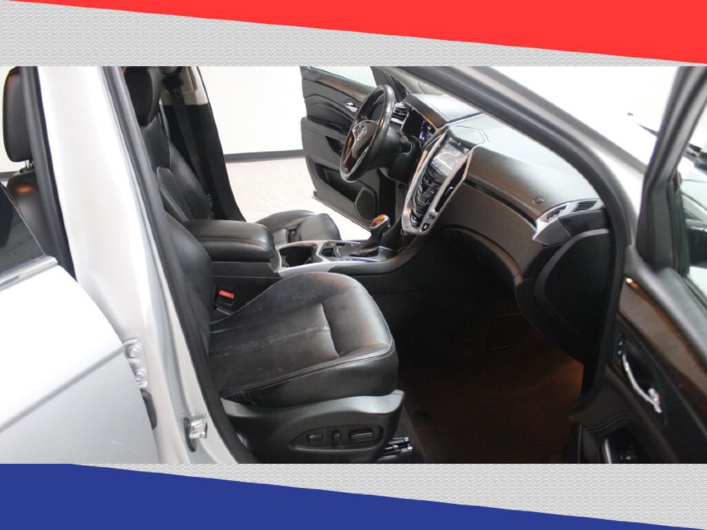 Used 2016 Cadillac SRX Luxury w/ Driver Awareness Package image 33