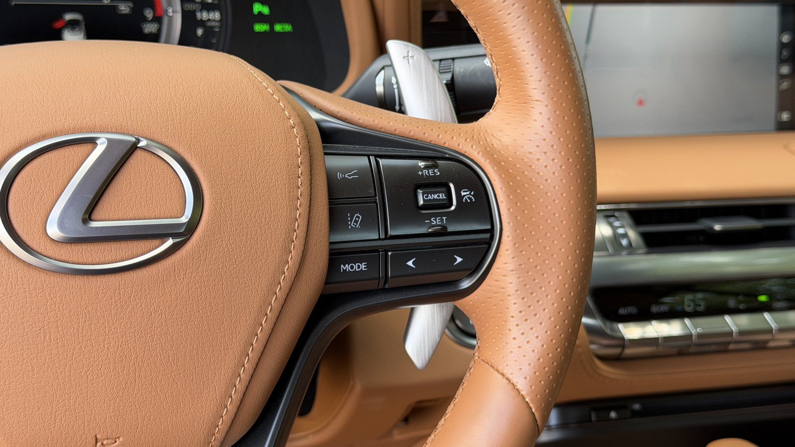 Used 2021 Lexus LC 500 Convertible w/ Touring Package RWD image 18