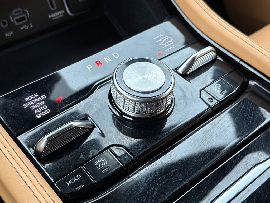Used 2022 Jeep Grand Cherokee Summit AWD/4WD image 28
