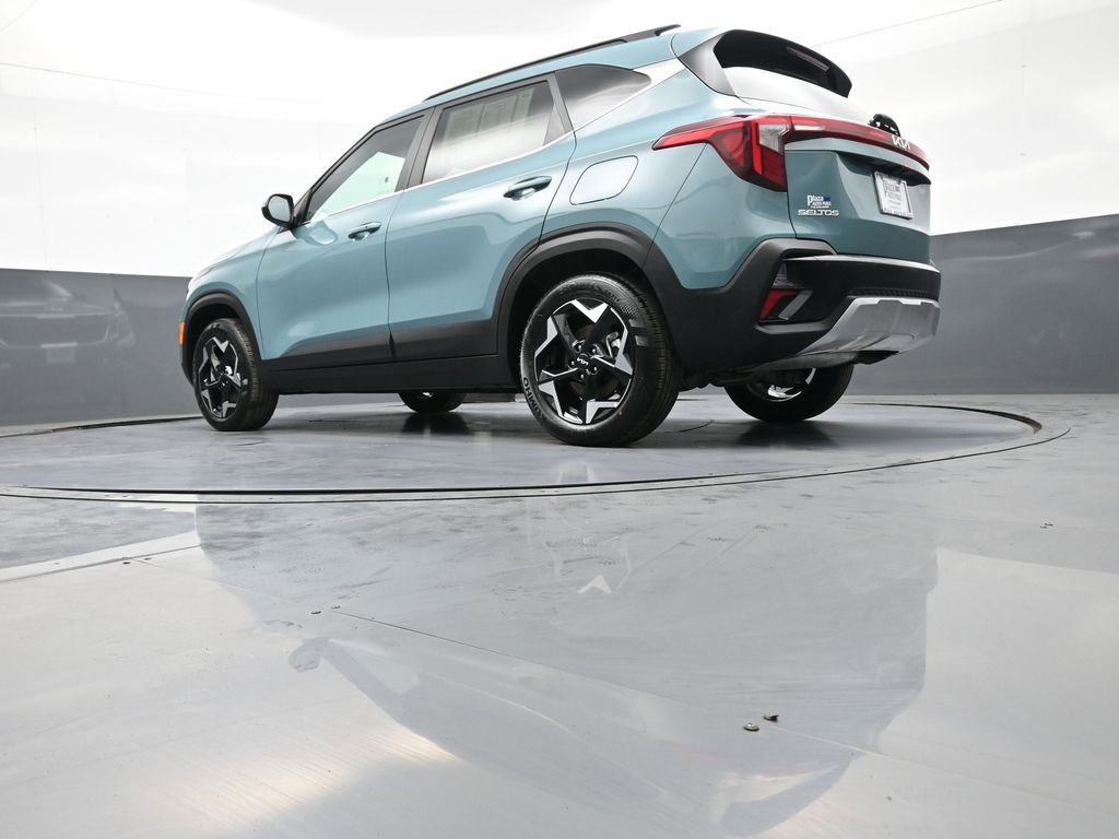 Certified 2025 Kia Seltos EX w/ EX Sunroof Package image 33