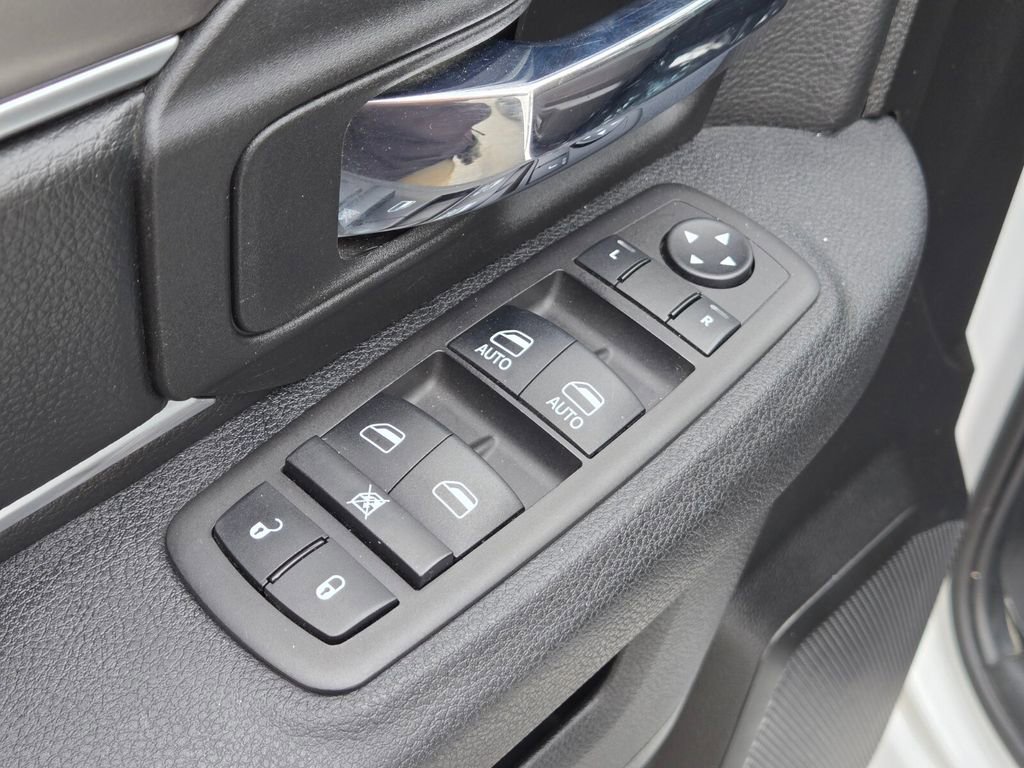 Used 2024 RAM 1500 Classic Warlock image 18