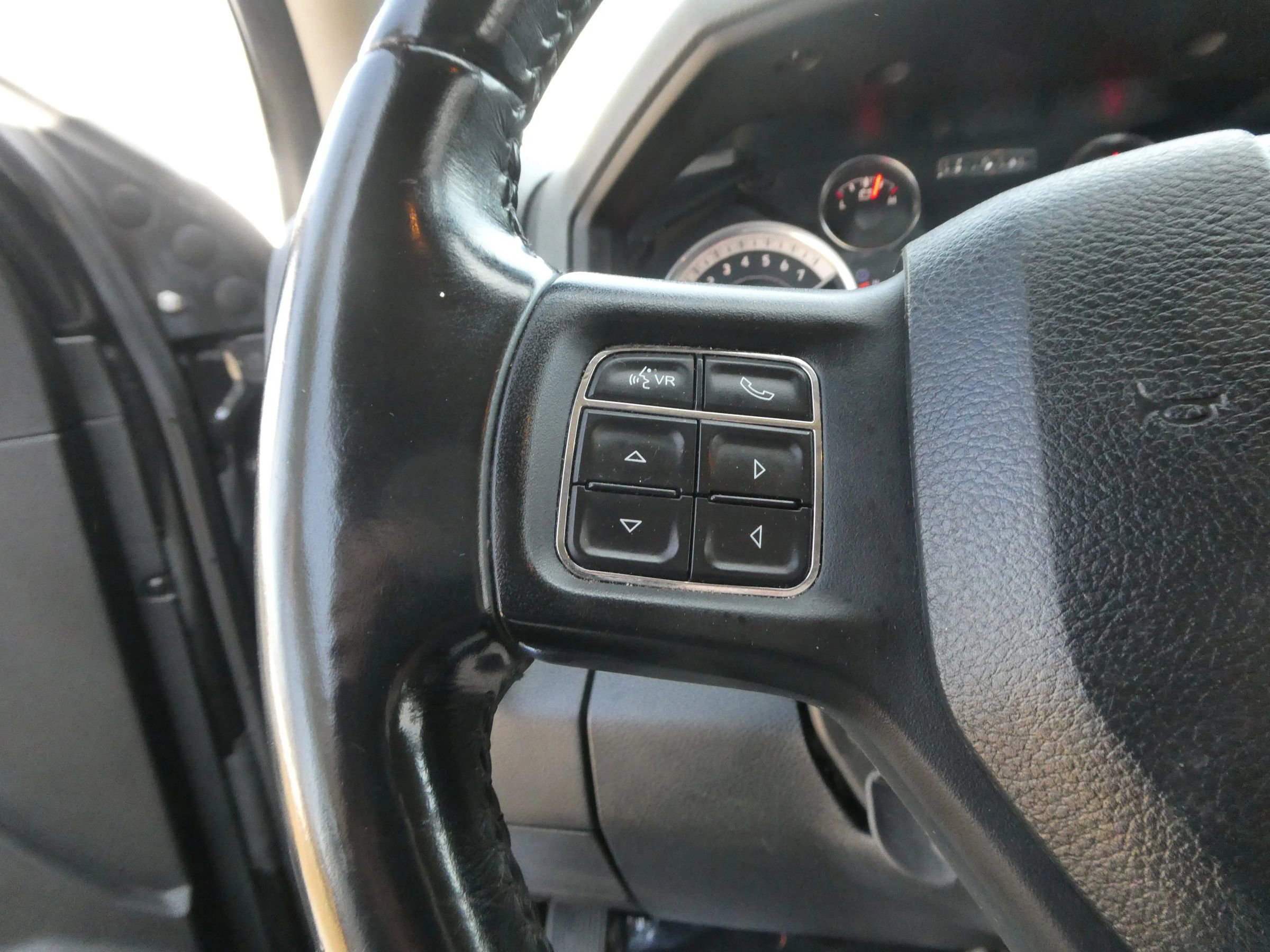 Used 2018 RAM 1500 Big Horn image 17