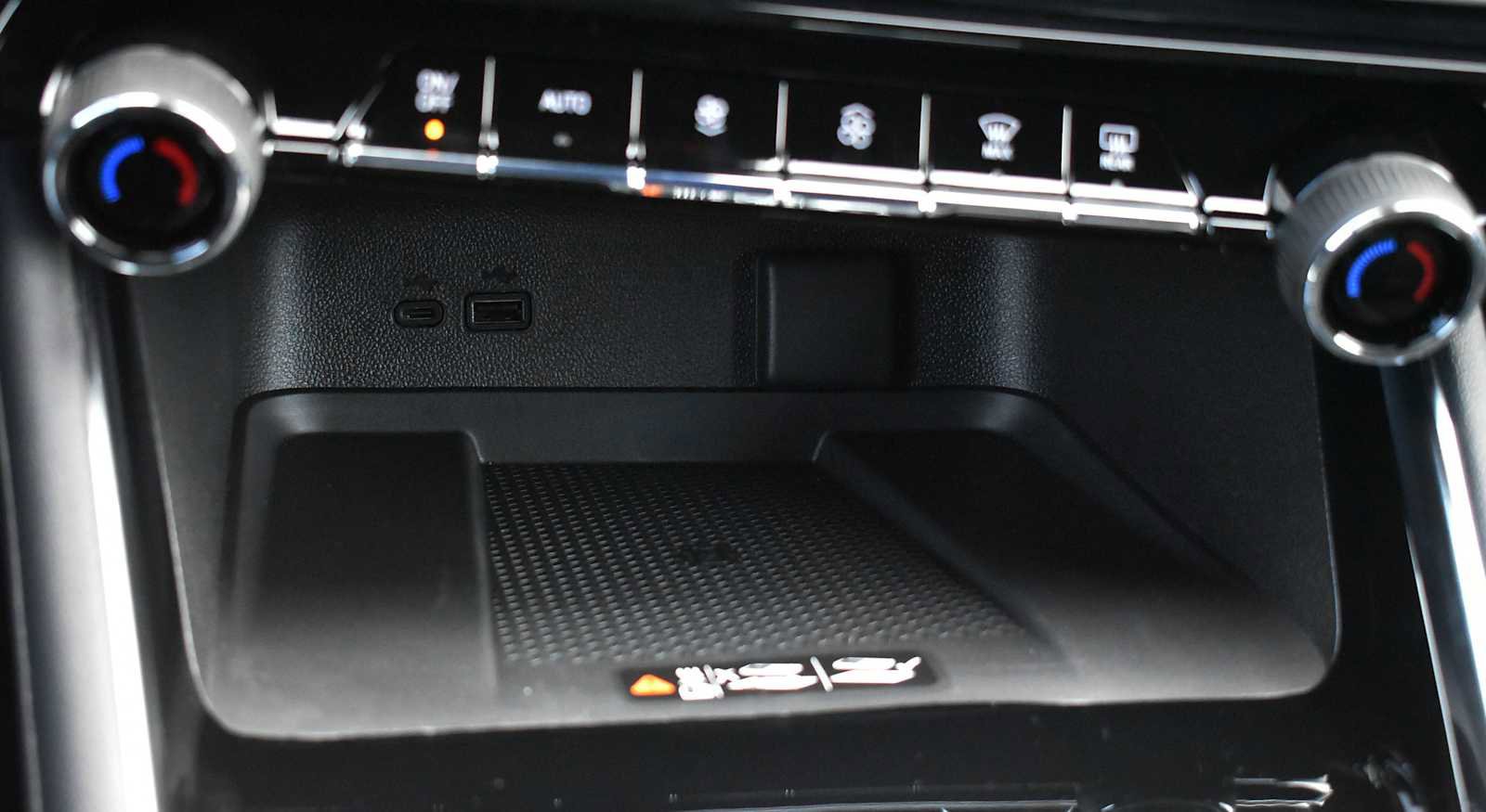 New 2026 Chevrolet Traverse LT w/ Midnight/Sport Edition image 22