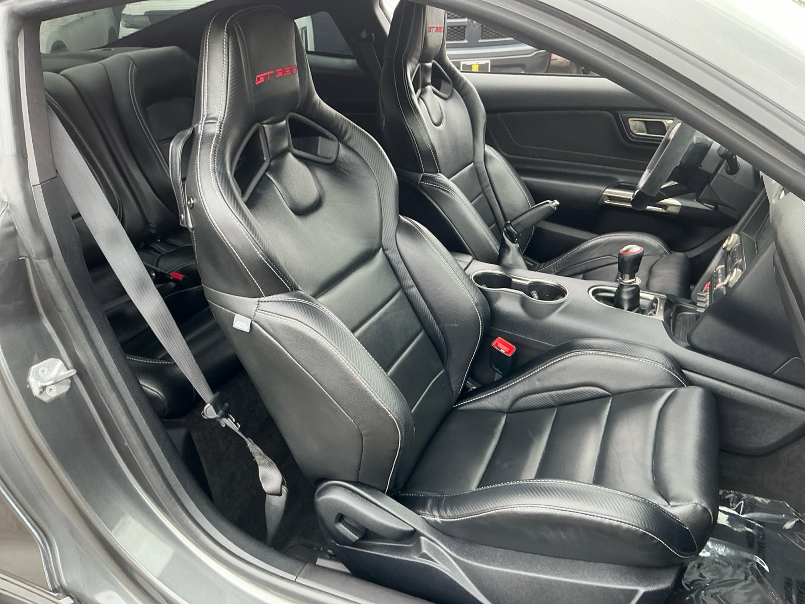 Used 2017 Ford Mustang Shelby GT350 w/ Electronics Package RWD image 21