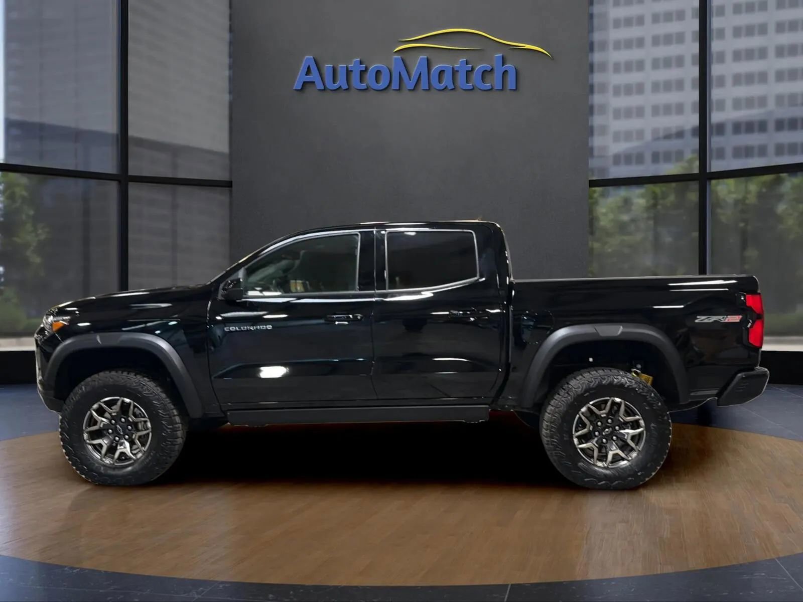 Used 2025 Chevrolet Colorado ZR2 w/ Technology Package image 7