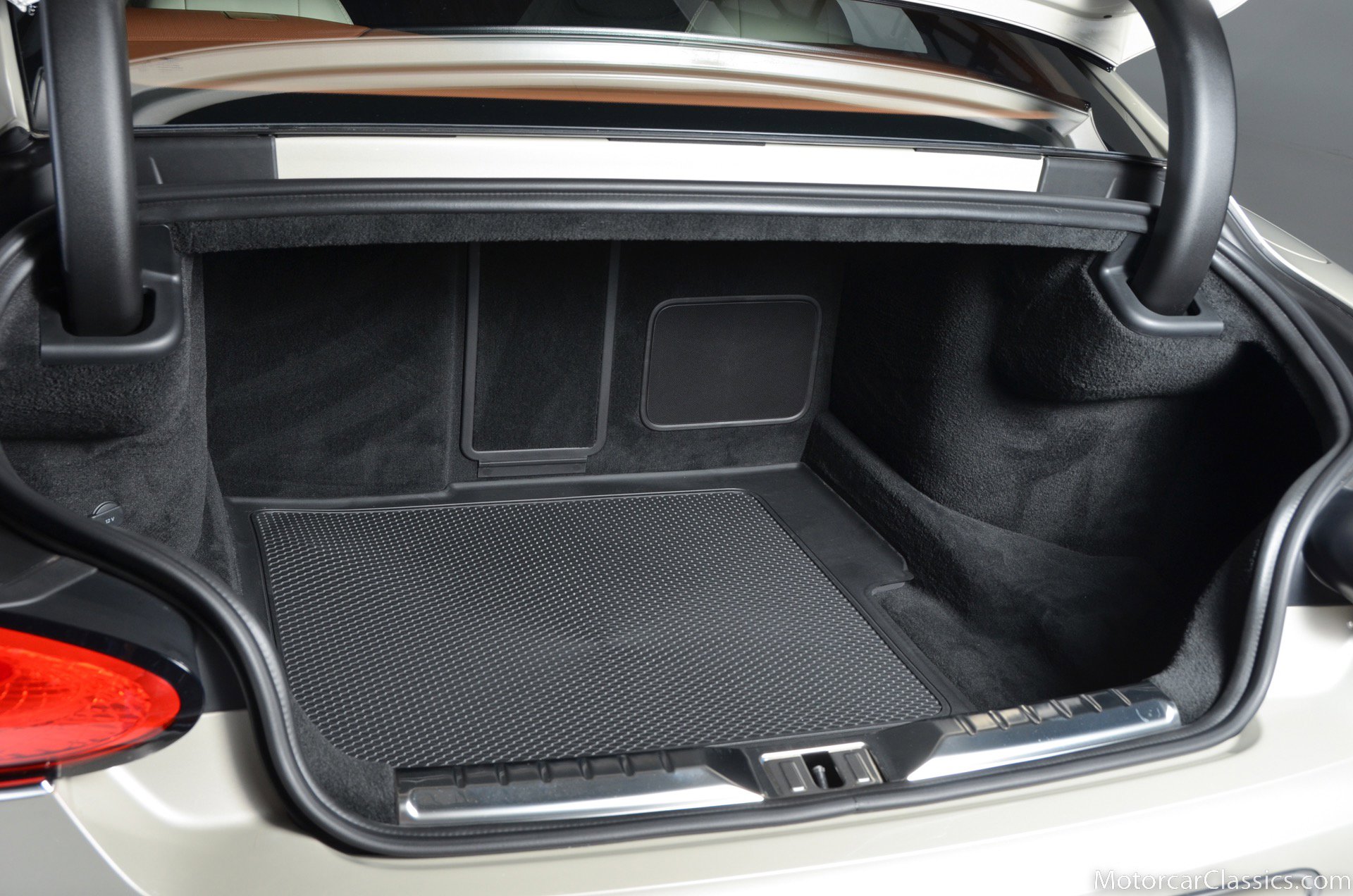 Used 2022 Bentley Continental GT image 32