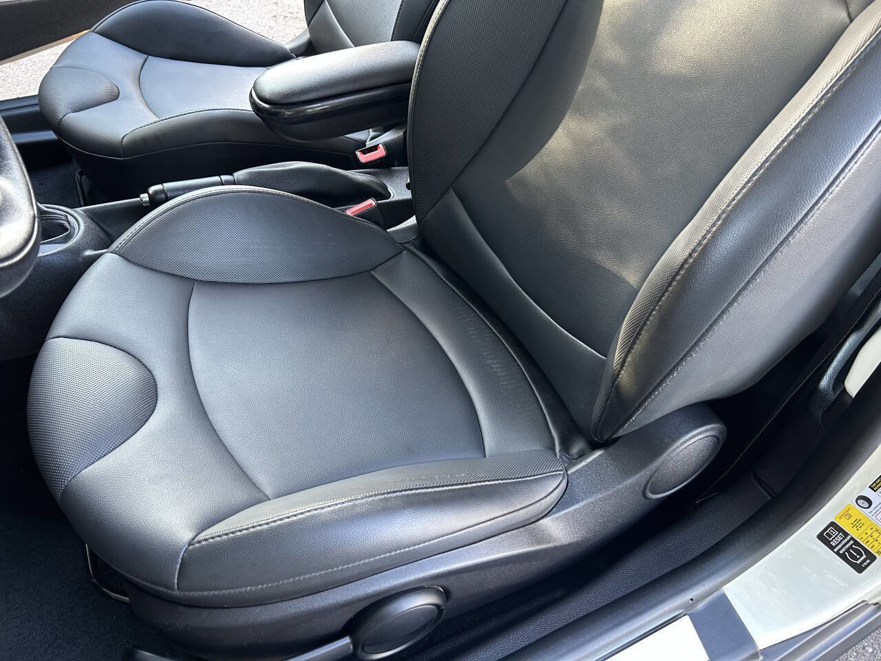 Used 2013 MINI Cooper S FWD image 14