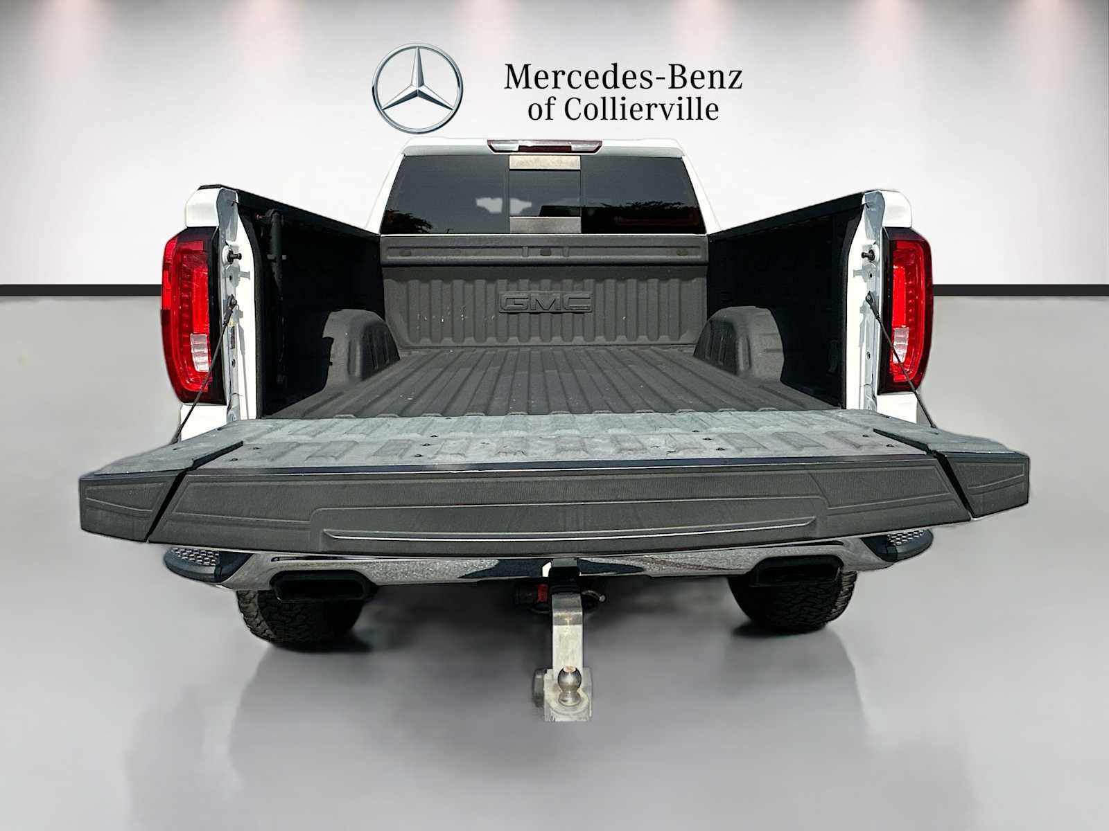 Used 2019 GMC Sierra 1500 SLT w/ SLT Premium Plus Package AWD/4WD image 27
