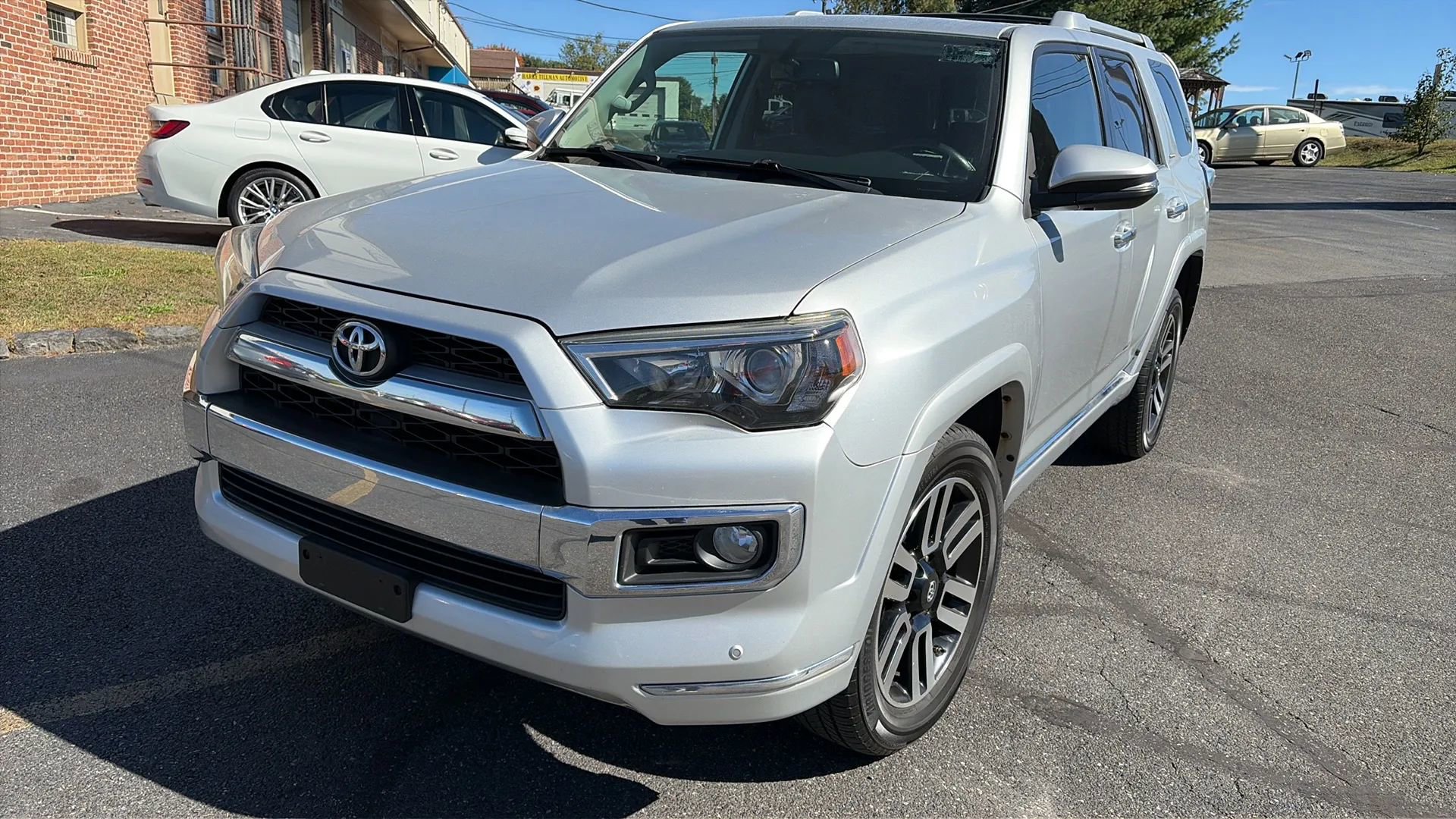 Used 2014 Toyota 4Runner Limited image 20