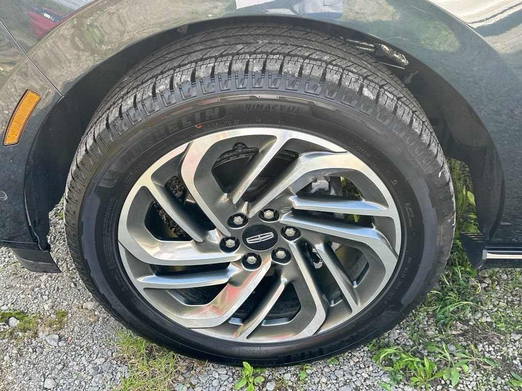New 2025 Lincoln Navigator Reserve AWD/4WD image 5