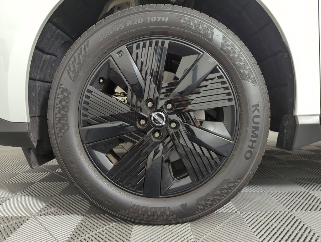 Used 2025 Nissan Murano SV image 21