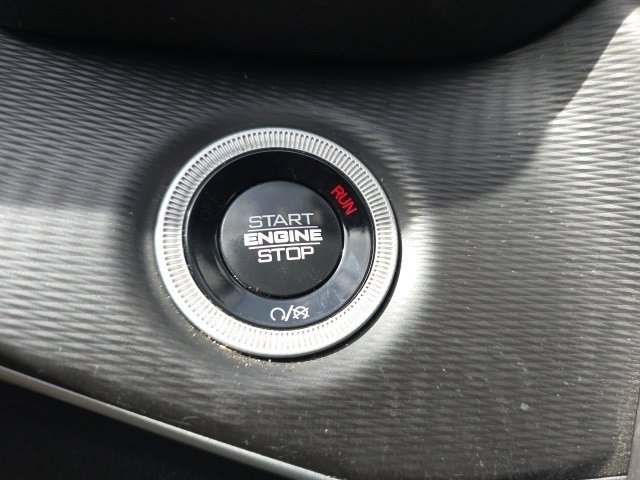 Used 2024 Jeep Grand Cherokee L Laredo image 22