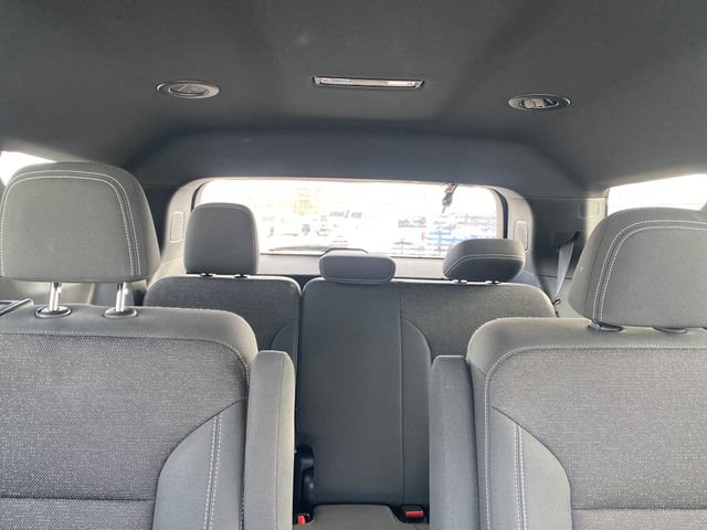 Used 2024 Chevrolet Traverse LT image 32