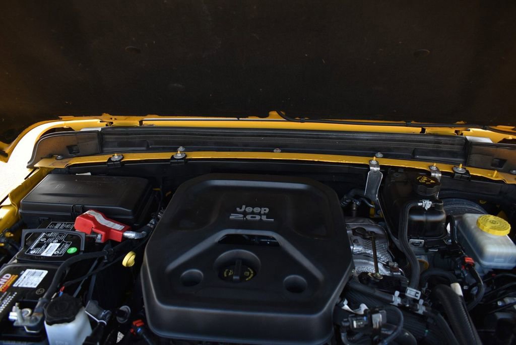 Used 2018 Jeep Wrangler Unlimited Sahara image 40