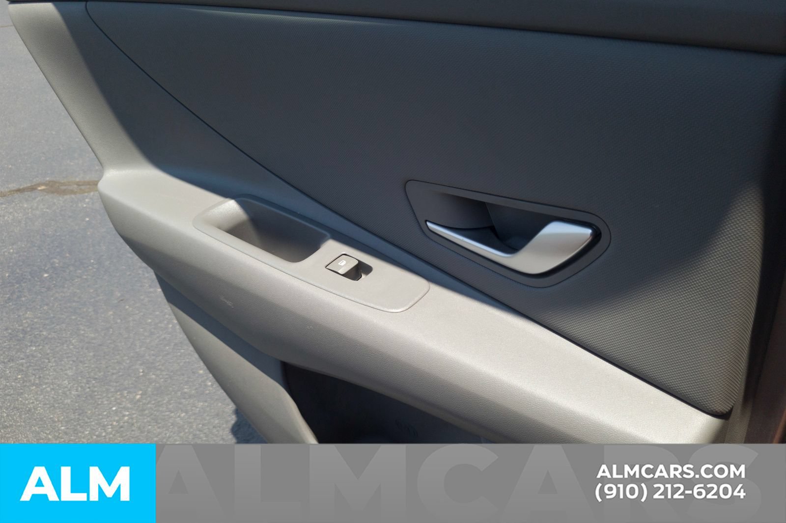 Certified 2025 Hyundai Elantra SEL FWD image 23