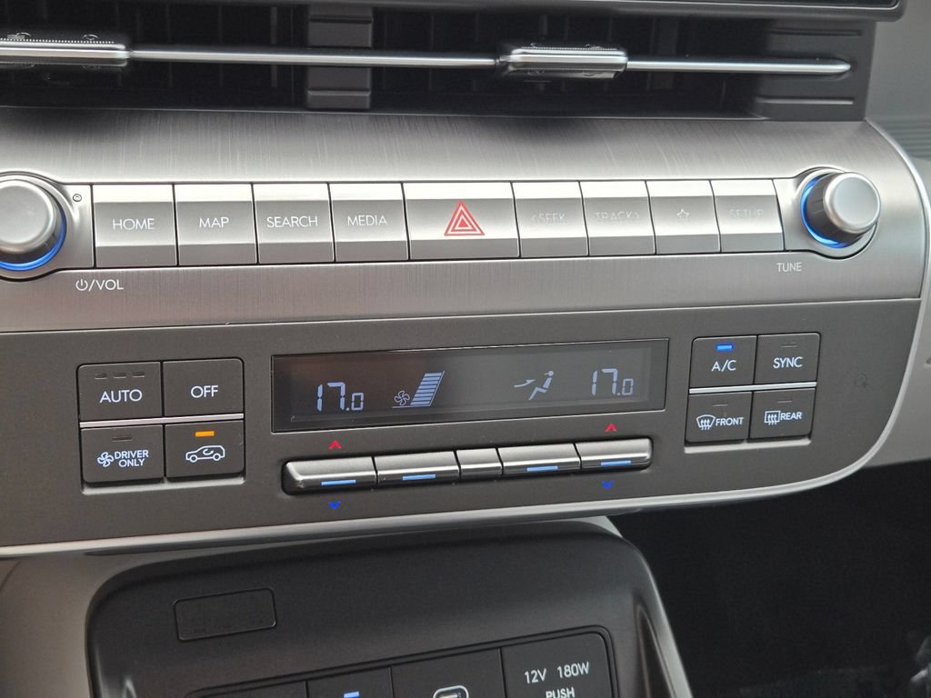Used 2024 Hyundai Kona SEL FWD image 26