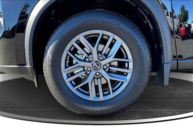New 2026 Nissan Rogue S image 12