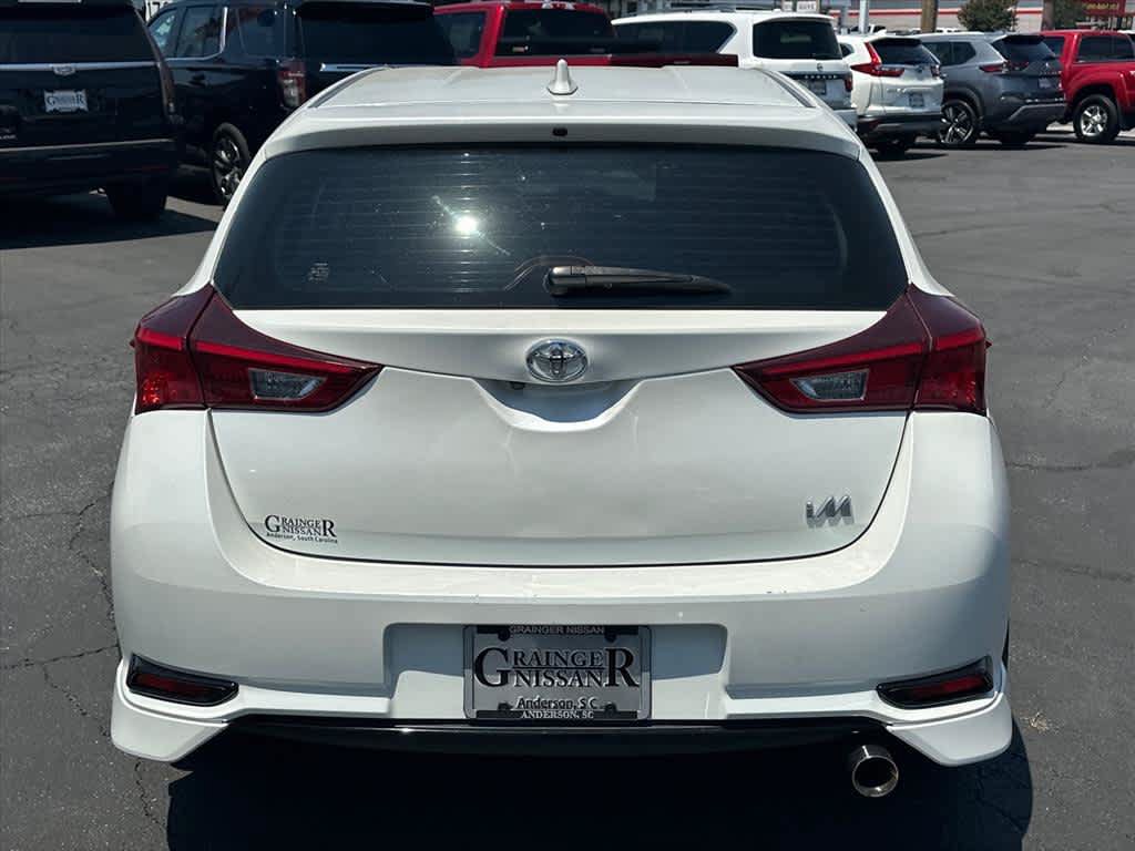 Used 2017 Toyota Corolla iM FWD image 4