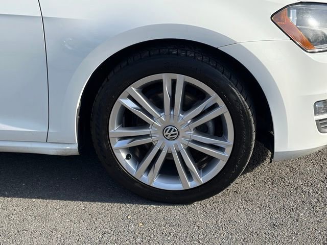 Used 2015 Volkswagen Golf TDI SE image 10