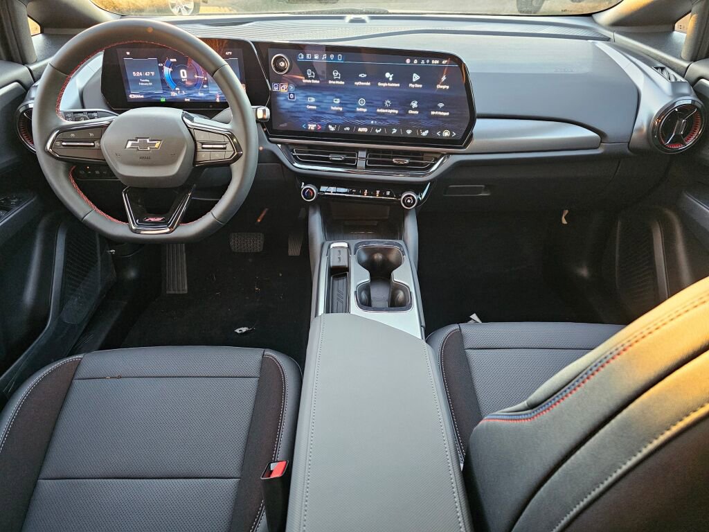 New 2026 Chevrolet Equinox EV RS FWD image 9