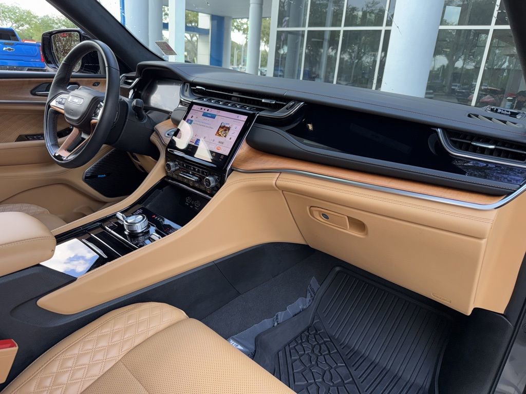 Used 2022 Jeep Grand Cherokee Summit image 20