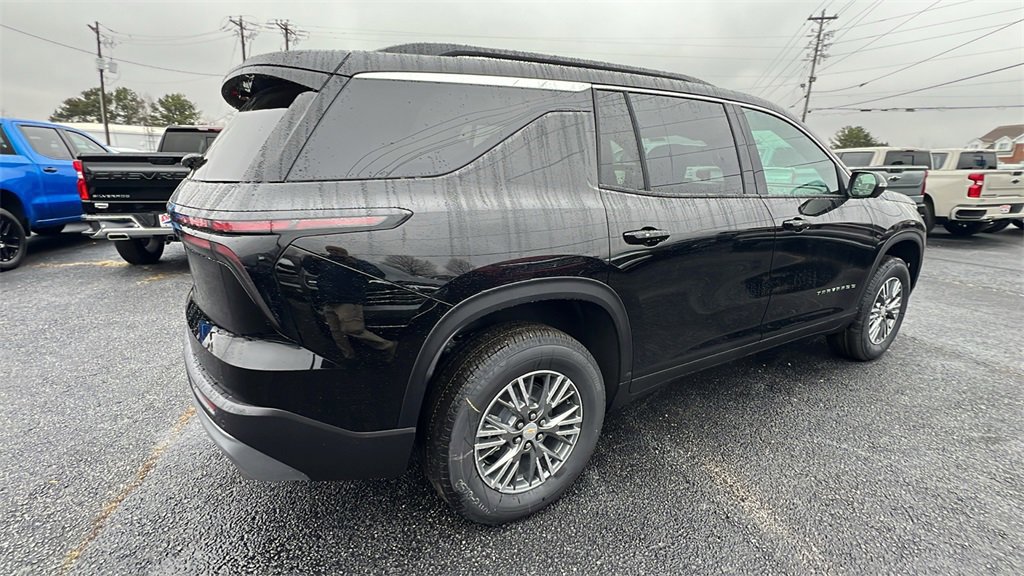 New 2026 Chevrolet Traverse LT w/ Driver Confidence Package image 5