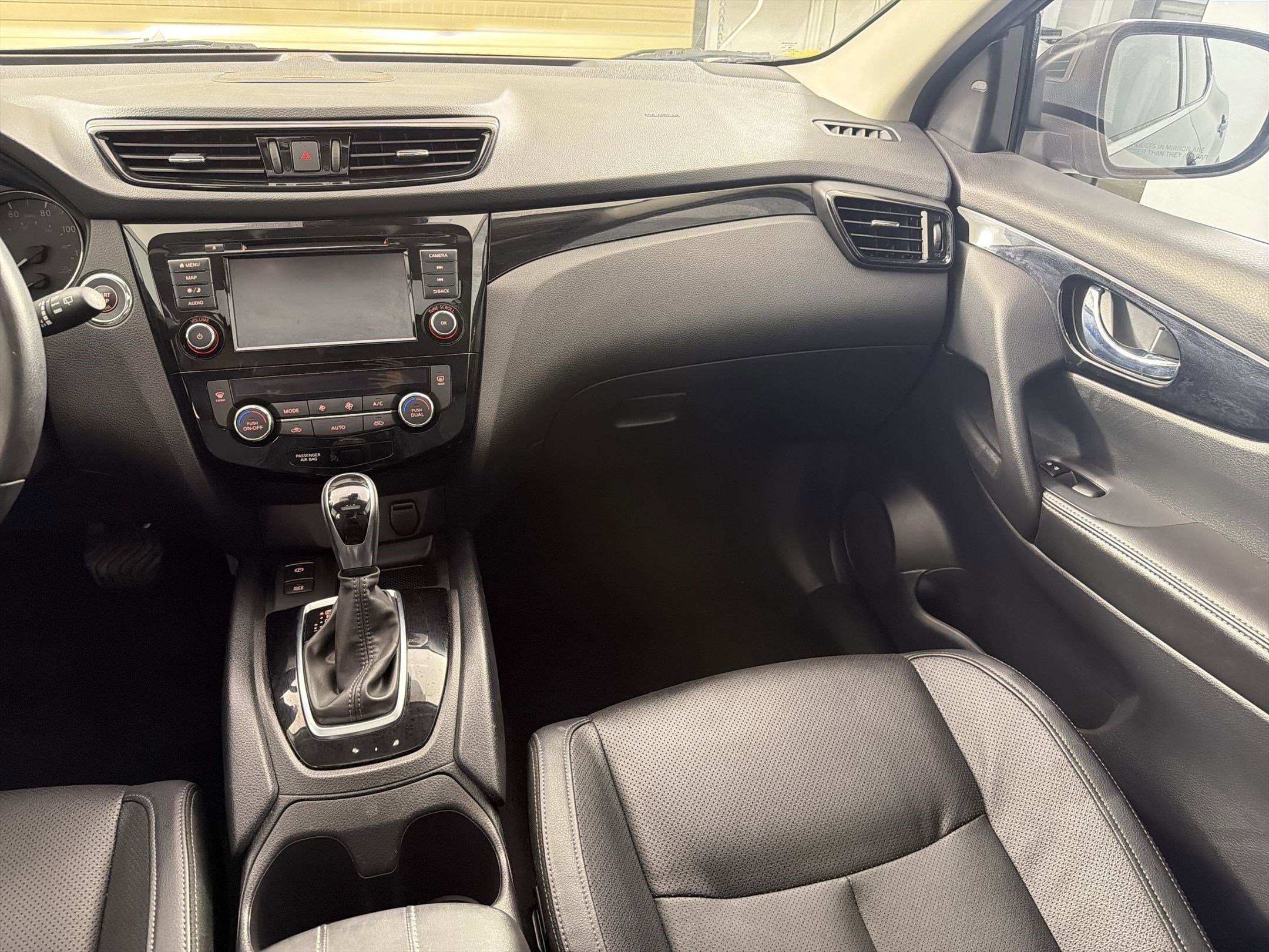 Used 2022 Nissan Rogue Sport SL w/ Premium Package AWD/4WD image 29