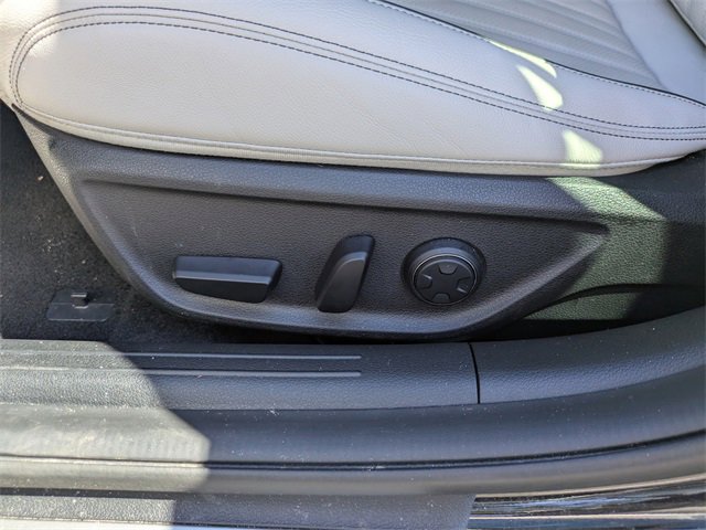 Used 2024 Genesis G70 2.5T w/ Sport Prestige Package image 18