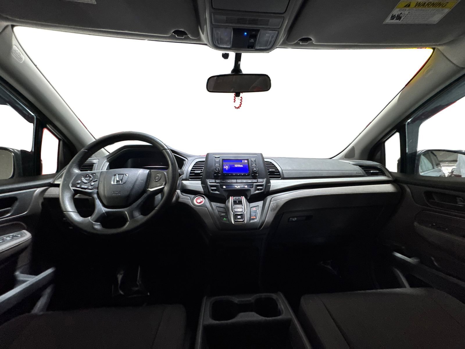 Used 2018 Honda Odyssey LX image 12