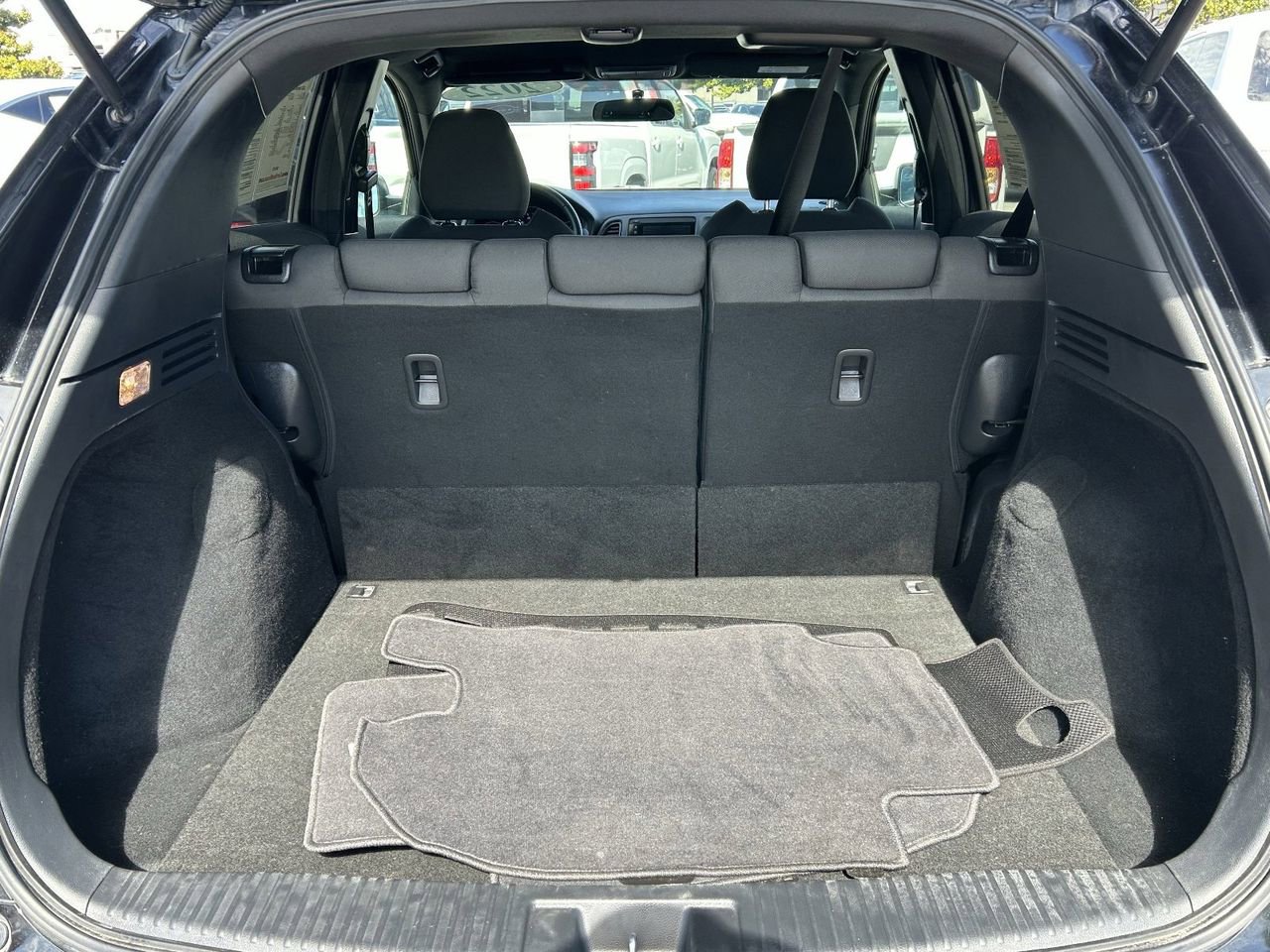 Used 2022 Honda HR-V Sport image 13