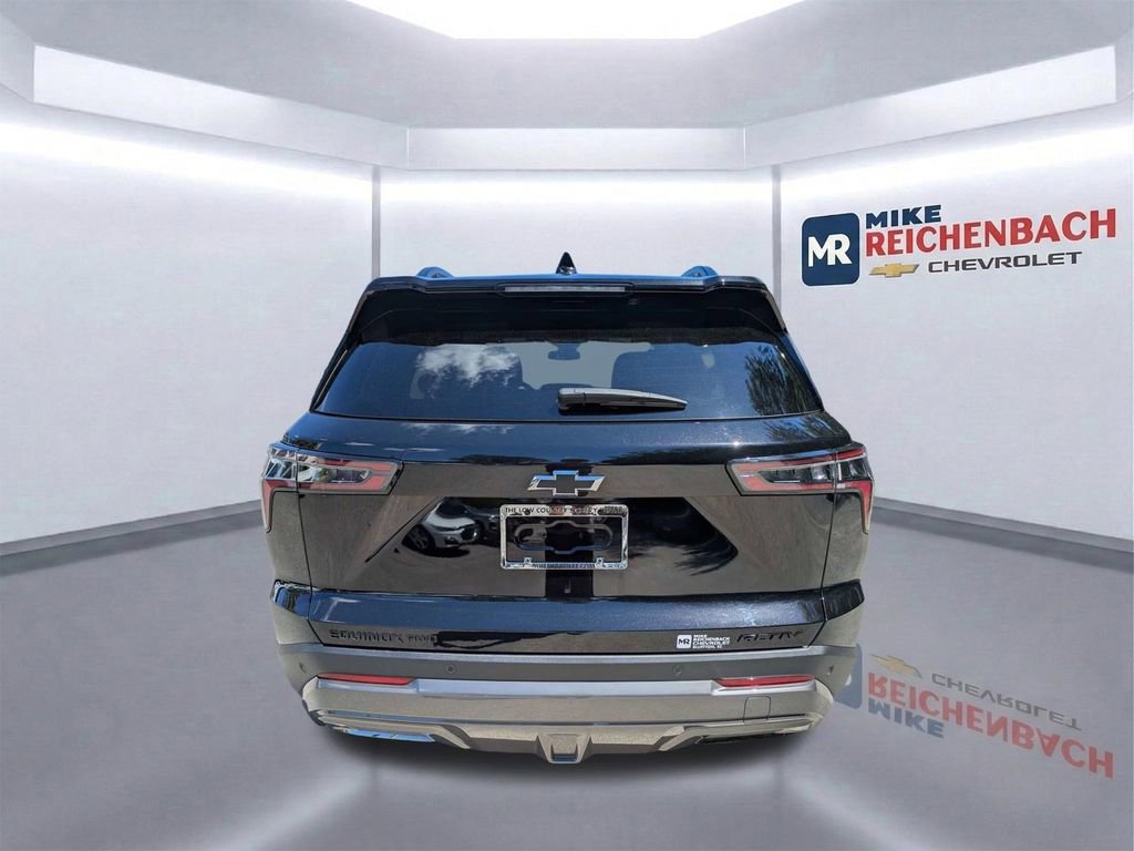 Used 2026 Chevrolet Equinox ACTIV AWD/4WD image 5