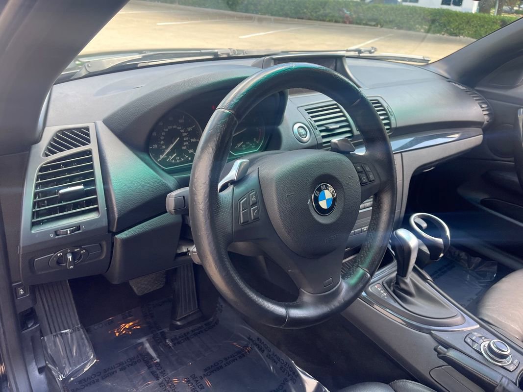 Used 2010 BMW 135i Convertible w/ Premium Pkg image 22