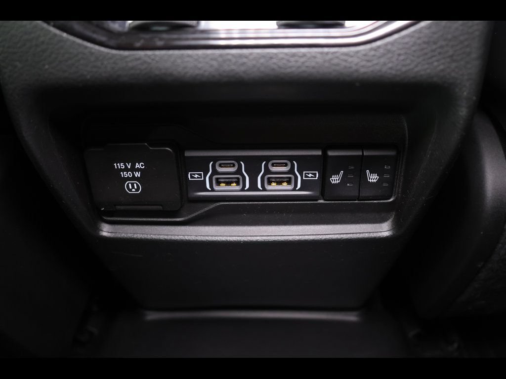Used 2023 Jeep Grand Cherokee Limited w/ Black Appearance Package AWD/4WD image 29