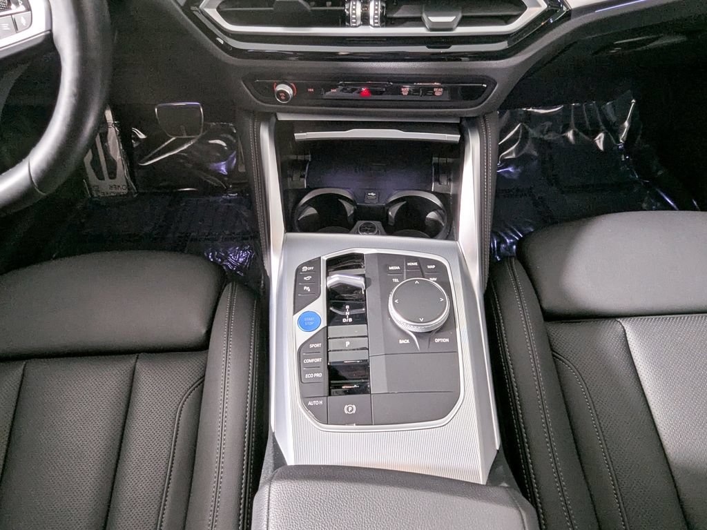 Used 2023 BMW i4 eDrive40 w/ M Sport Package RWD image 39