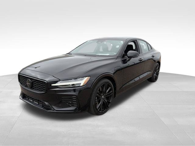 Used 2024 Volvo S60 T8 Plus w/ Climate Package AWD/4WD image 2