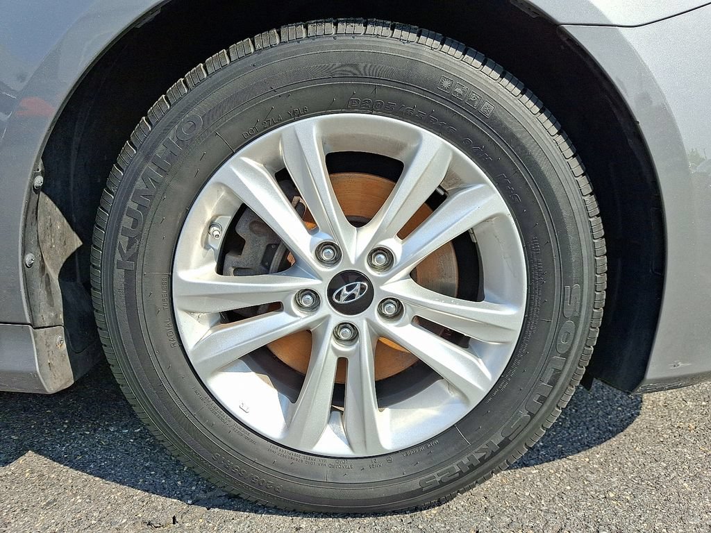 Used 2014 Hyundai Sonata GLS w/ Popular Equipment Group 2 FWD image 8