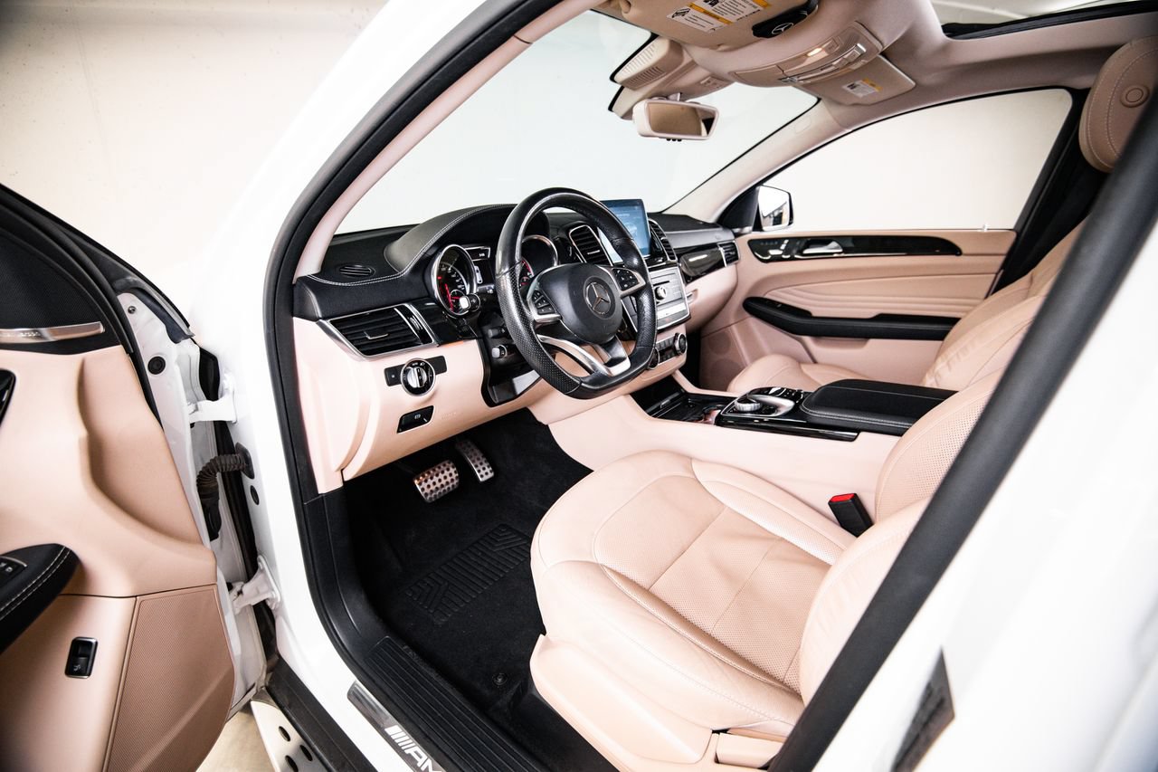 Used 2019 Mercedes-Benz GLE 43 AMG 4MATIC Coupe image 4