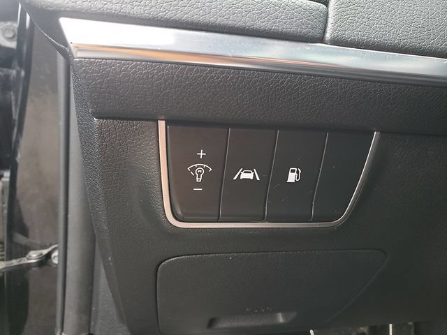 Used 2023 Kia Stinger GT-Line w/ Sun & Sound Package AWD/4WD image 19