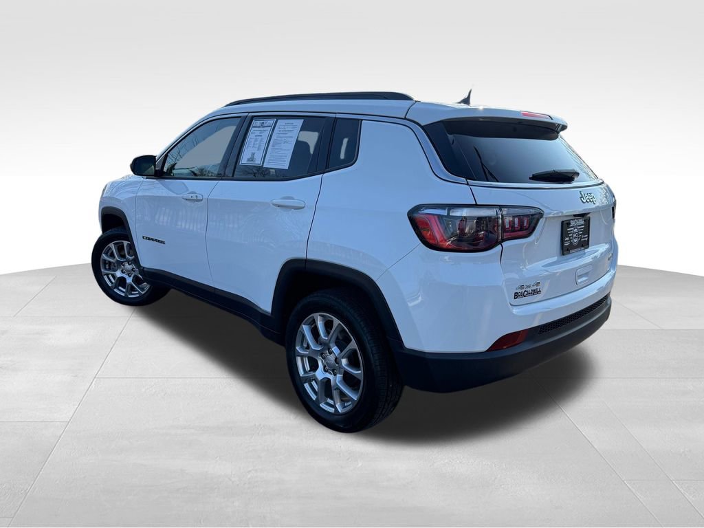 Used 2023 Jeep Compass Latitude image 5