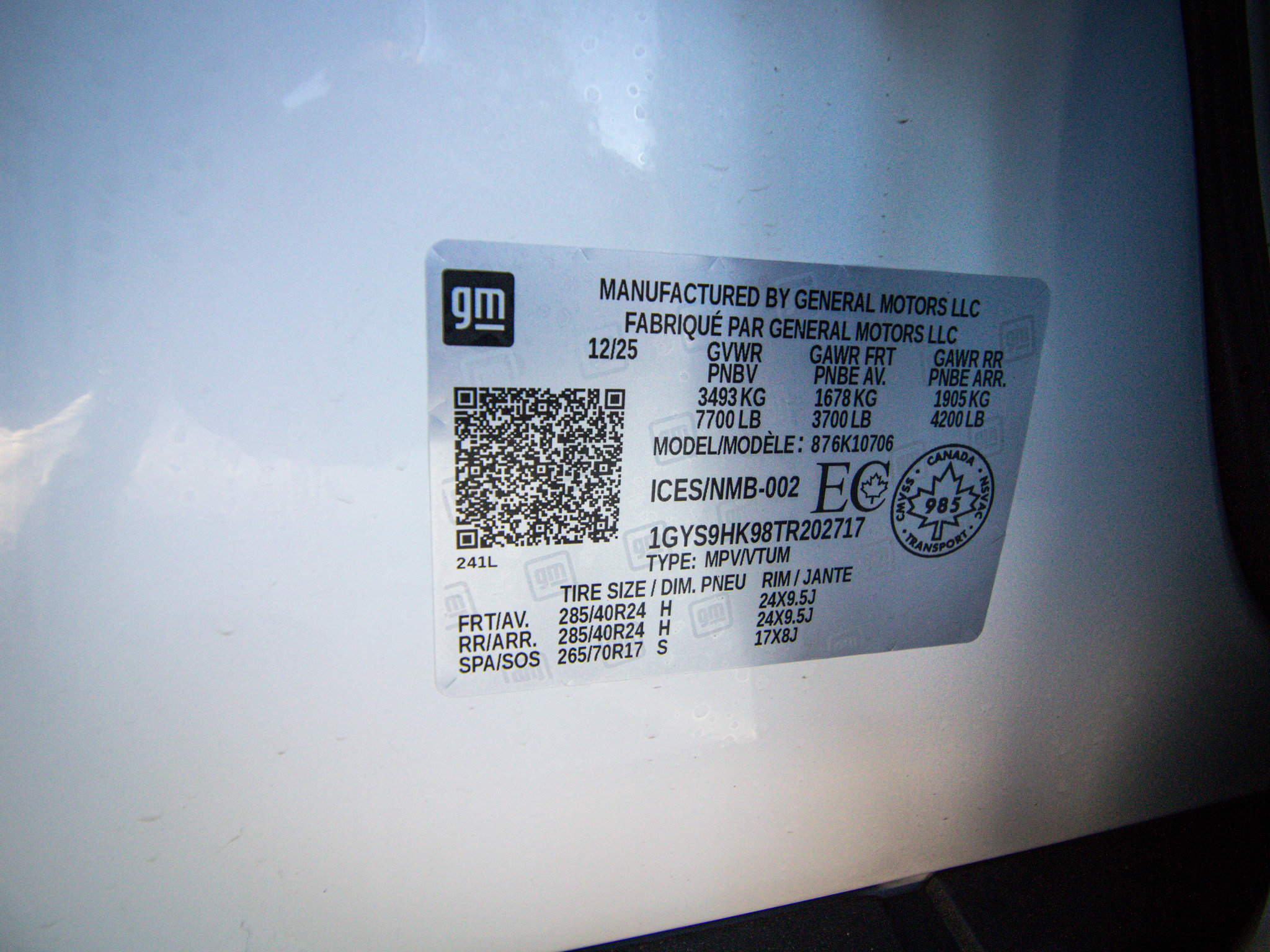 Used 2026 Cadillac Escalade V image 37