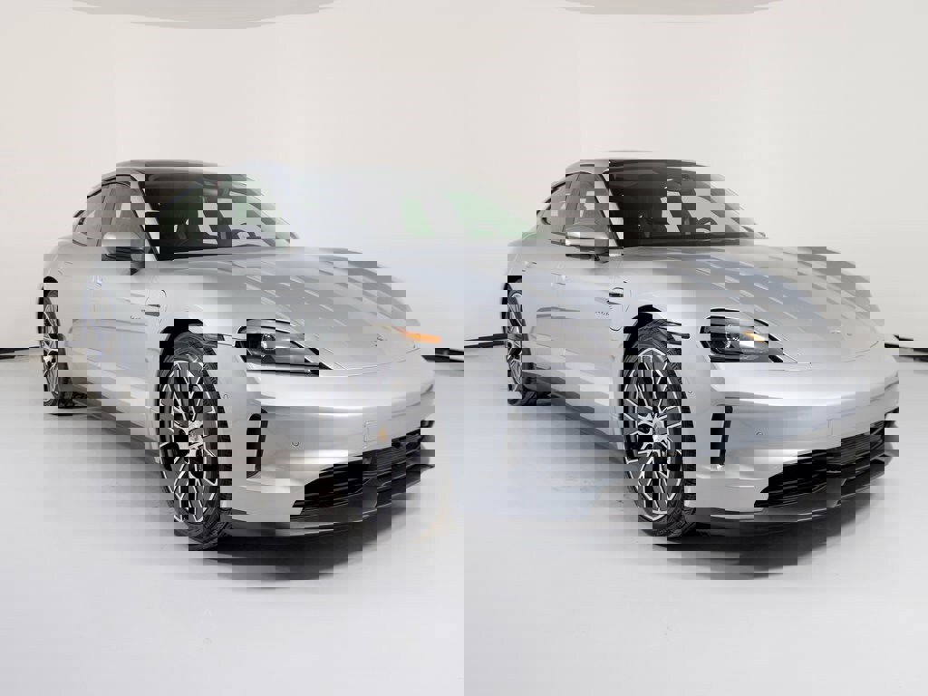 New 2026 Porsche Taycan image 8