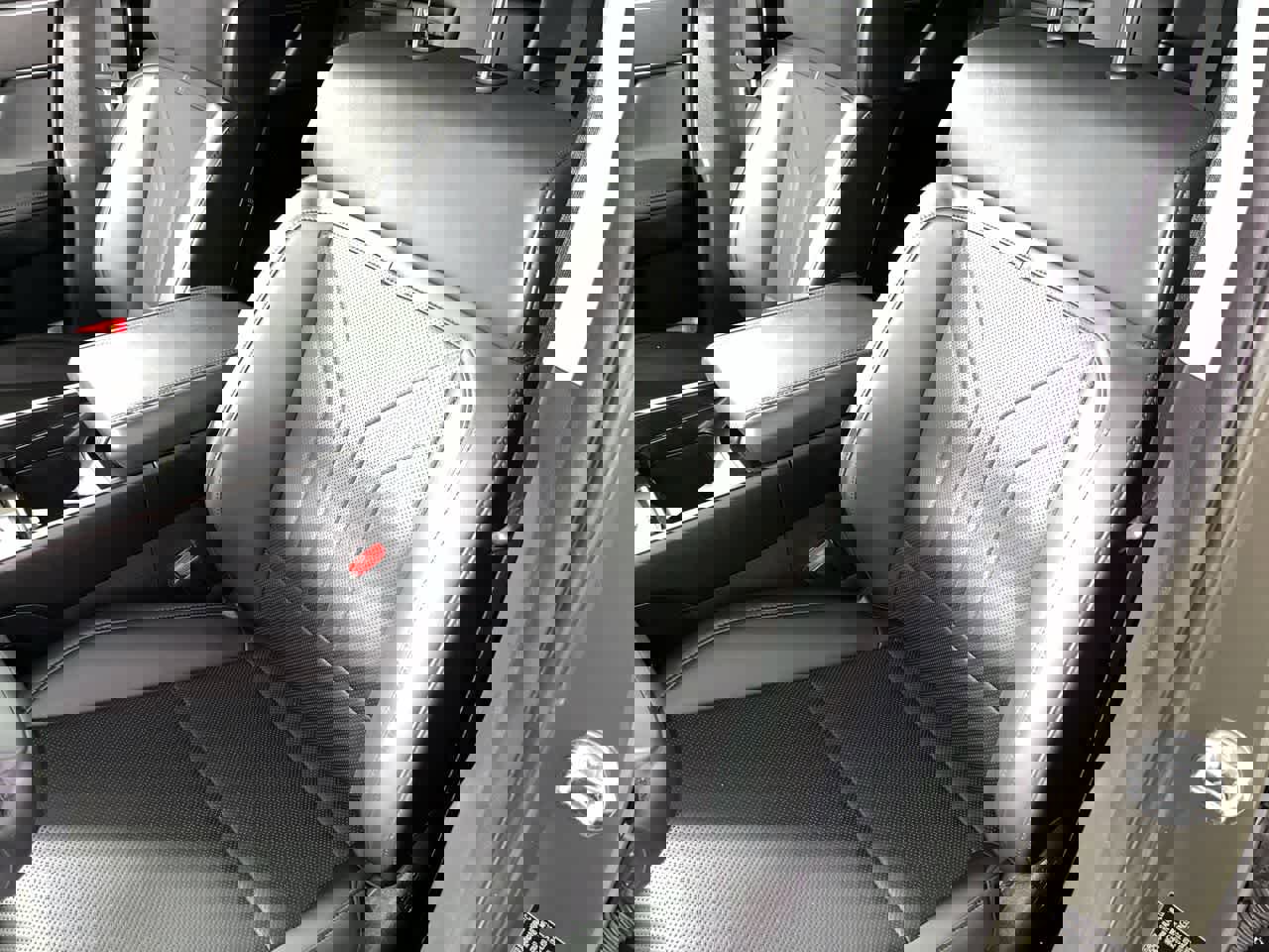 Used 2025 Hyundai Santa Fe SEL image 15