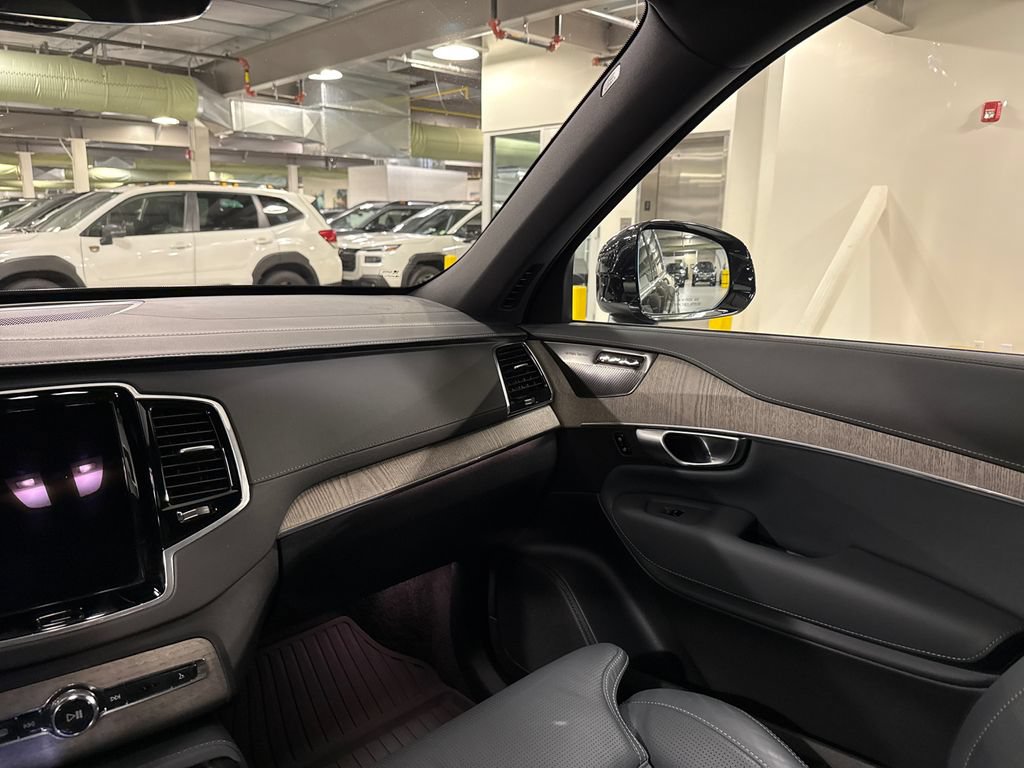Certified 2024 Volvo XC90 B6 Ultimate w/ Protection Package Premier AWD/4WD image 24
