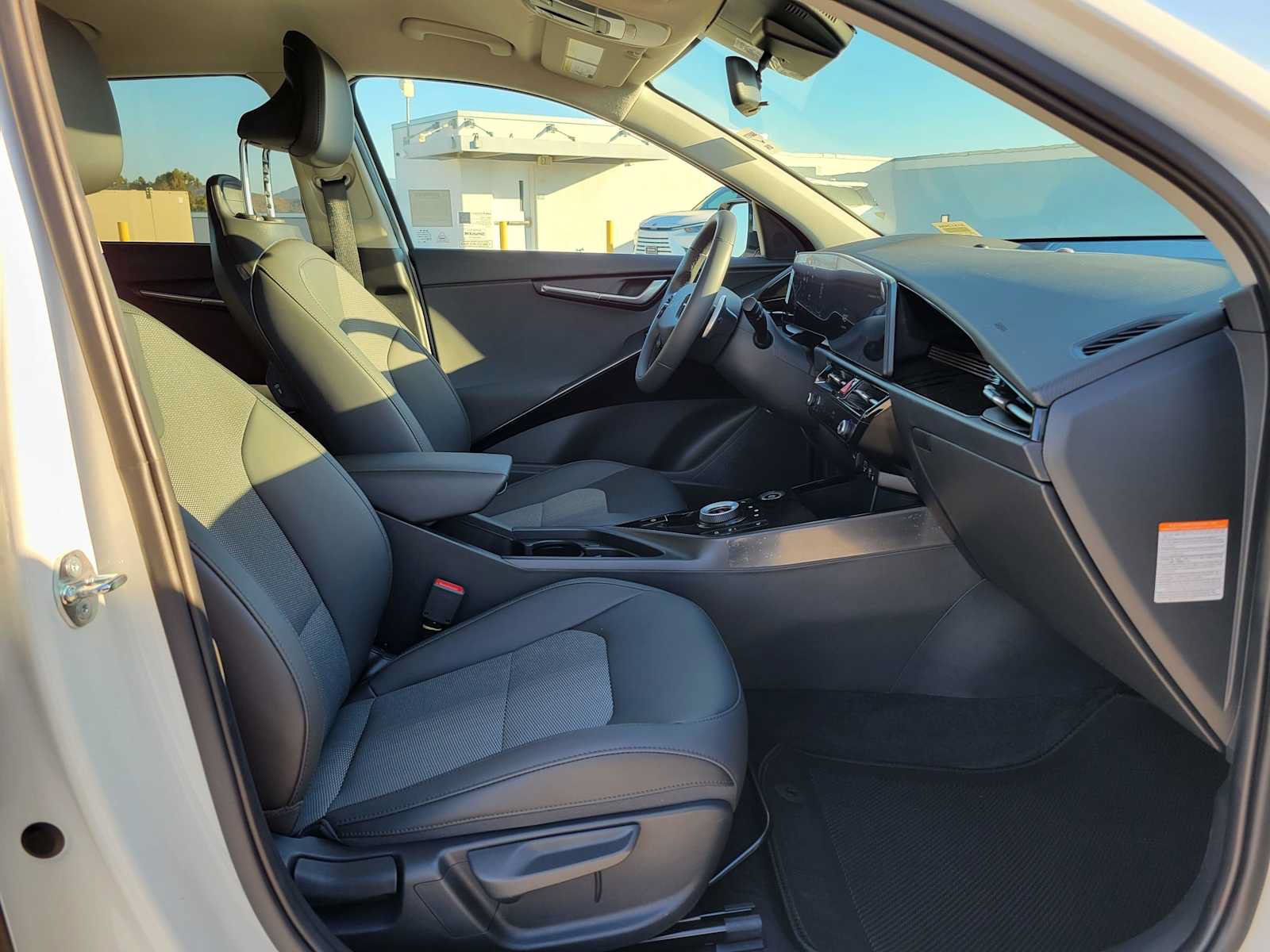 Used 2026 Kia Niro Wind FWD image 10