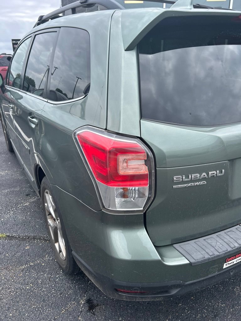 Used 2017 Subaru Forester 2.5i Touring AWD/4WD image 13