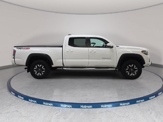Used 2023 Toyota Tacoma TRD Off-Road w/ TRD Premium Off Road Package AWD/4WD image 4