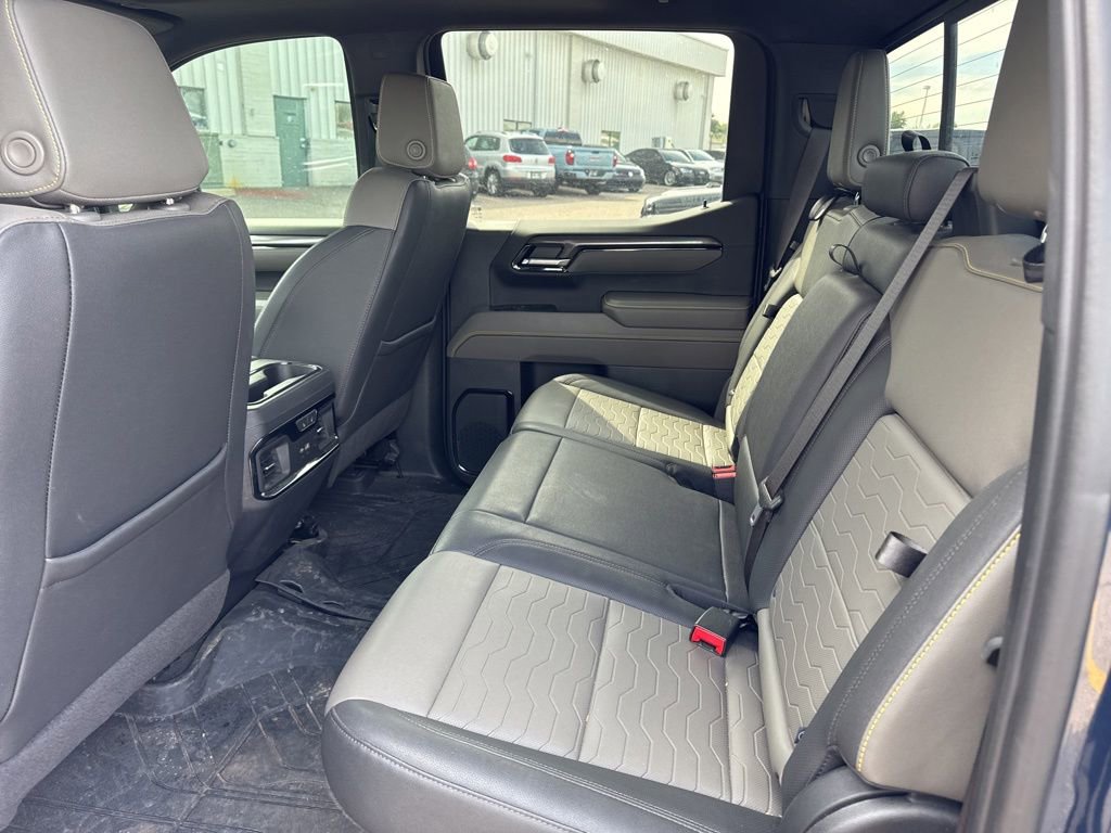 Used 2023 Chevrolet Silverado 1500 ZR2 w/ Technology Package AWD/4WD image 12