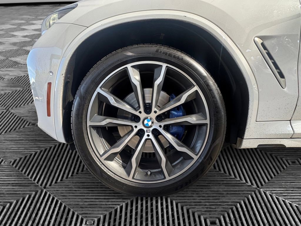 Used 2019 BMW X4 M40i image 9