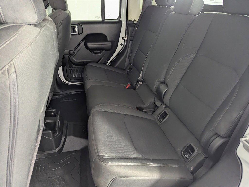 Used 2021 Jeep Gladiator Sport image 28