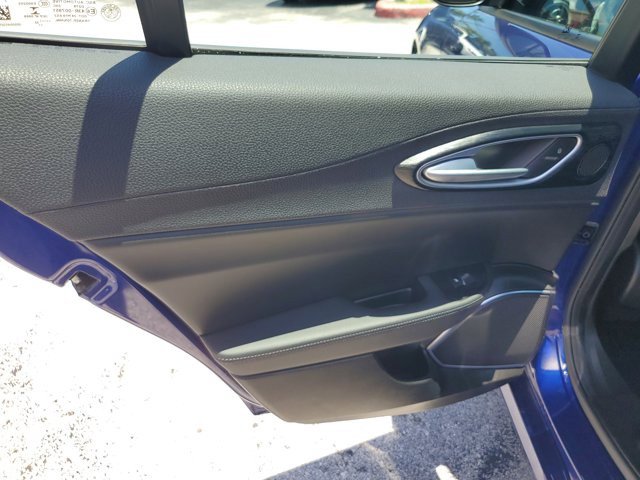 Used 2022 Alfa Romeo Giulia Sprint image 19